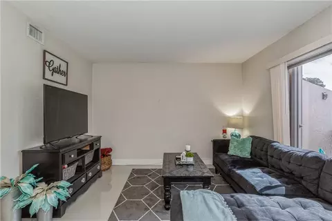1625 NW 80th Ave #E, Margate, FL 33063 photo 4