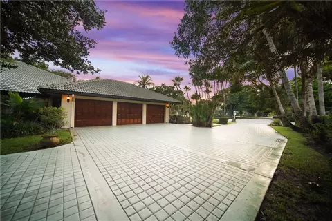 6820 E Cypresshead Dr, Parkland, FL 33067 photo 9