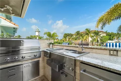 4230 NE 24th Ave, Lighthouse Point, FL 33064 photo 31