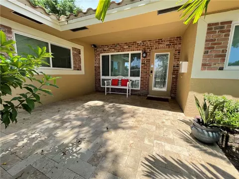 2071 NE 27th St, Lighthouse Point, FL 33064 photo 3