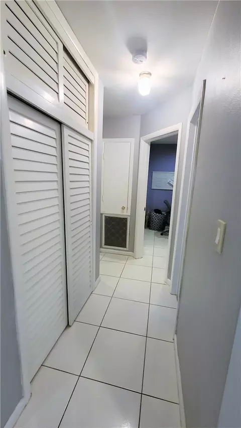 1609 E River Dr, Margate, FL 33063 photo 9
