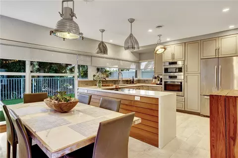 3210 Dover Rd, Pompano Beach, FL 33062 photo 3