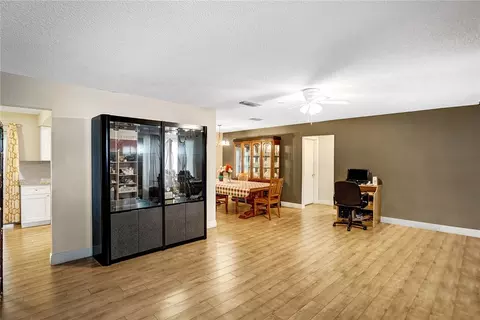 1460 NW 67th Ter, Margate, FL 33063 photo 3