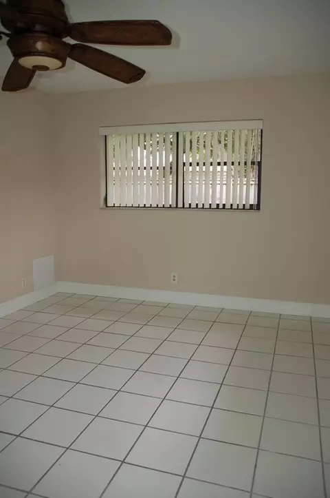 970 Lyons Park Dr, Pompano Beach, FL 33060 photo 15