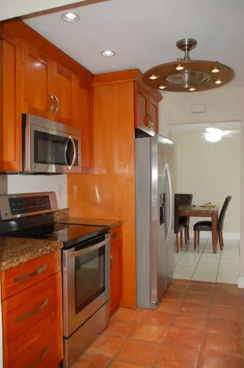 970 Lyons Park Dr, Pompano Beach, FL 33060 photo 5