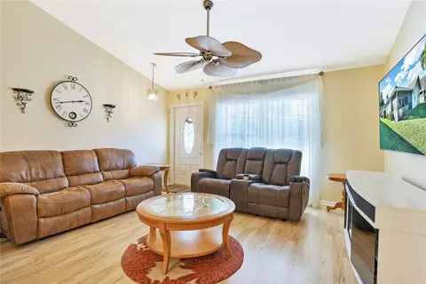 5317 Pine Cir, Coral Springs, FL 33067 photo 5