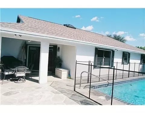 9744 NW 43rd St, Sunrise, FL 33351 photo 3
