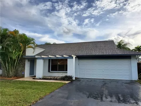9744 NW 43rd St, Sunrise, FL 33351 photo 1