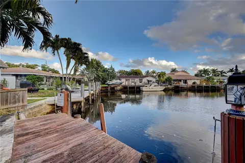 1300 SE 3rd St, Pompano Beach, FL 33060 photo 31