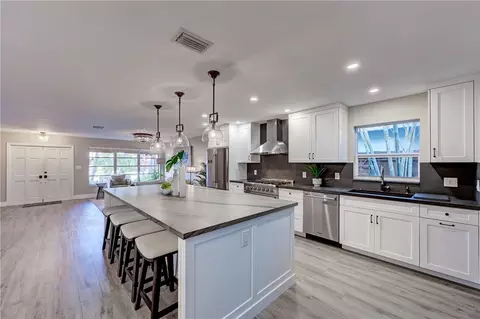 1300 SE 3rd St, Pompano Beach, FL 33060 photo 5