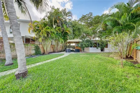 1300 SE 3rd St, Pompano Beach, FL 33060 photo 28