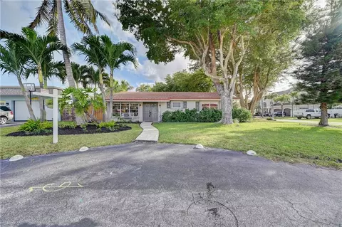 1300 SE 3rd St, Pompano Beach, FL 33060 photo 33