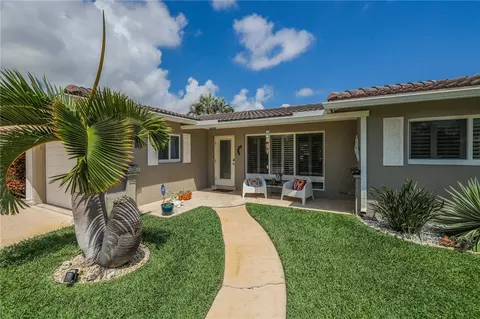 341 SE 3rd St, Pompano Beach, FL 33060 photo 6