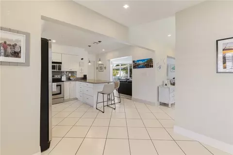 341 SE 3rd St, Pompano Beach, FL 33060 photo 18