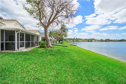 3606 Coco Lake Dr, Coconut Creek, FL 33073 photo 5