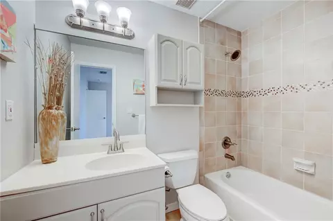 209 SE 3rd Ter, Pompano Beach, FL 33060 photo 18