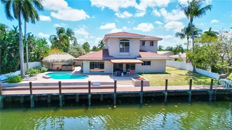 209 SE 3rd Ter, Pompano Beach, FL 33060 photo 5