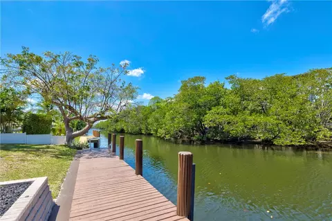 209 SE 3rd Ter, Pompano Beach, FL 33060 photo 4