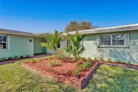 361 SE 8th Ct, Pompano Beach, FL 33060 photo 32