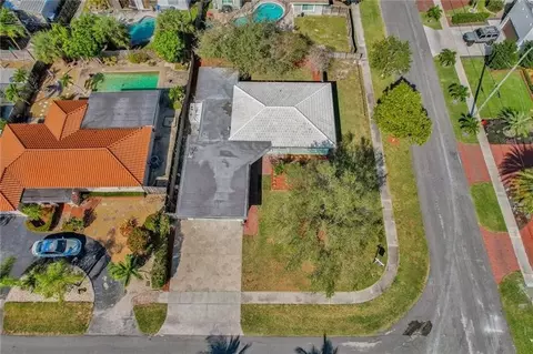 361 SE 8th Ct, Pompano Beach, FL 33060 photo 8