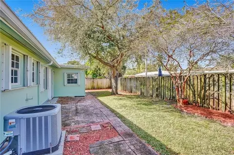 361 SE 8th Ct, Pompano Beach, FL 33060 photo 38