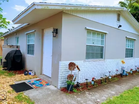 1012 Pottawatomie St, Jupiter, FL 33458 photo 2