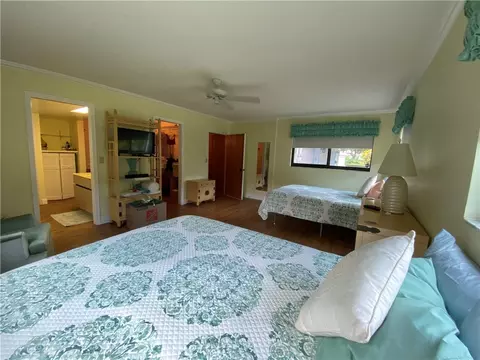 710 NE 3rd St, Pompano Beach, FL 33060 photo 24
