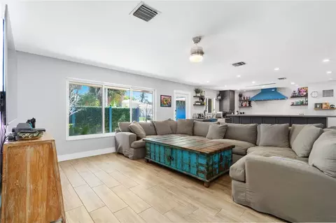 1973 Coco Palm Pl, Pompano Beach, FL 33062 photo 6