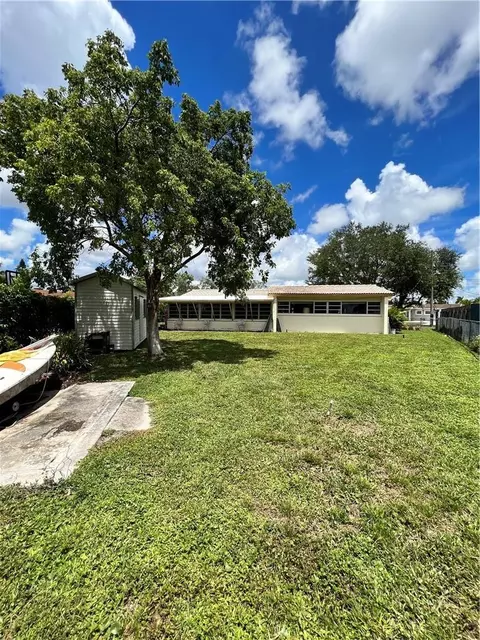 790 W 63rd Dr, Hialeah, FL 33012 photo 39