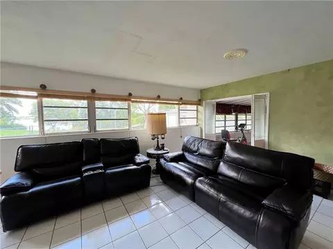 790 W 63rd Dr, Hialeah, FL 33012 photo 10