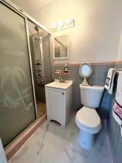 790 W 63rd Dr, Hialeah, FL 33012 photo 18