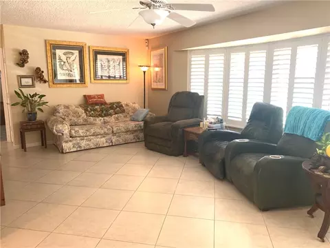 431 SE 5th Ct, Pompano Beach, FL 33060 photo 14