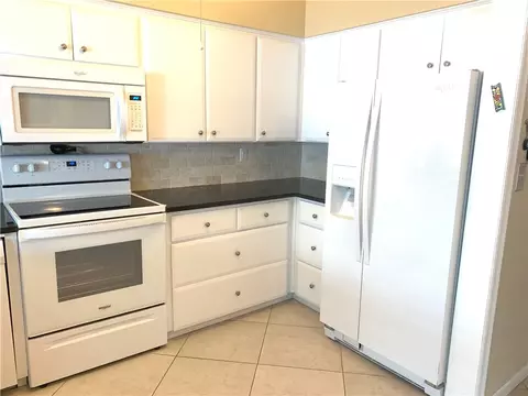 431 SE 5th Ct, Pompano Beach, FL 33060 photo 17