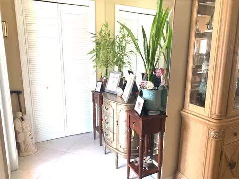 431 SE 5th Ct, Pompano Beach, FL 33060 photo 9