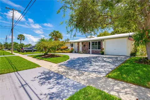 290 SE 9th St, Pompano Beach, FL 33060 photo 32