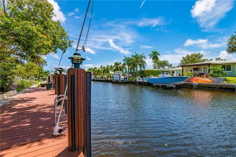 290 SE 9th St, Pompano Beach, FL 33060 photo 8