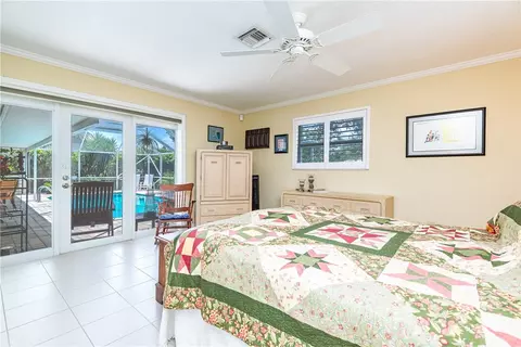 290 SE 9th St, Pompano Beach, FL 33060 photo 15