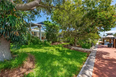 290 SE 9th St, Pompano Beach, FL 33060 photo 10