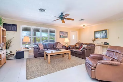 290 SE 9th St, Pompano Beach, FL 33060 photo 23