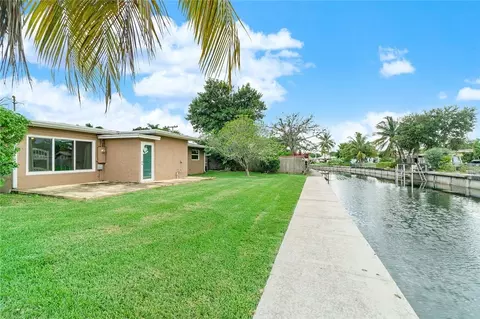 1117 E River Dr, Margate, FL 33063 photo 4