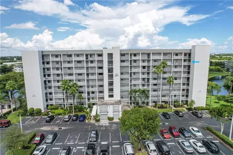 2217 Cypress Island Dr #808, Pompano Beach, FL 33069