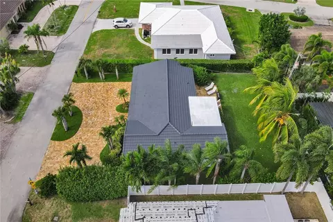 1925 Ocean Mist Dr, Pompano Beach, FL 33062 photo 38