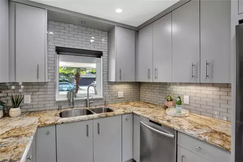 1925 Ocean Mist Dr, Pompano Beach, FL 33062 photo 15