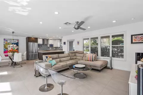 2760 NE 48th St, Lighthouse Point, FL 33064 photo 9