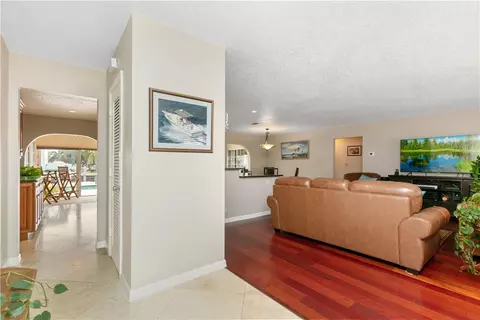 650 SE 7th Ave, Pompano Beach, FL 33060 photo 18