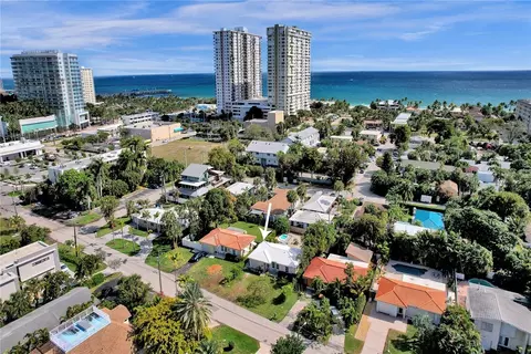 210 S Riverside Dr, Pompano Beach, FL 33062 photo 37