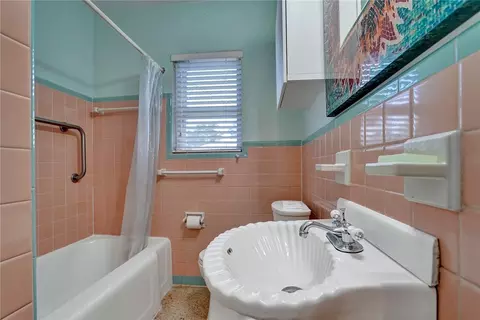 210 S Riverside Dr, Pompano Beach, FL 33062 photo 15