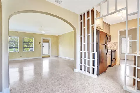 210 S Riverside Dr, Pompano Beach, FL 33062 photo 23