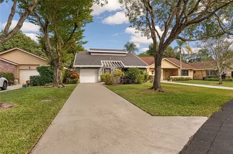 2470 Ginger Ave, Coconut Creek, FL 33063 photo 1