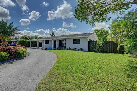 2125 NW 2nd Ave, Wilton Manors, FL 33311